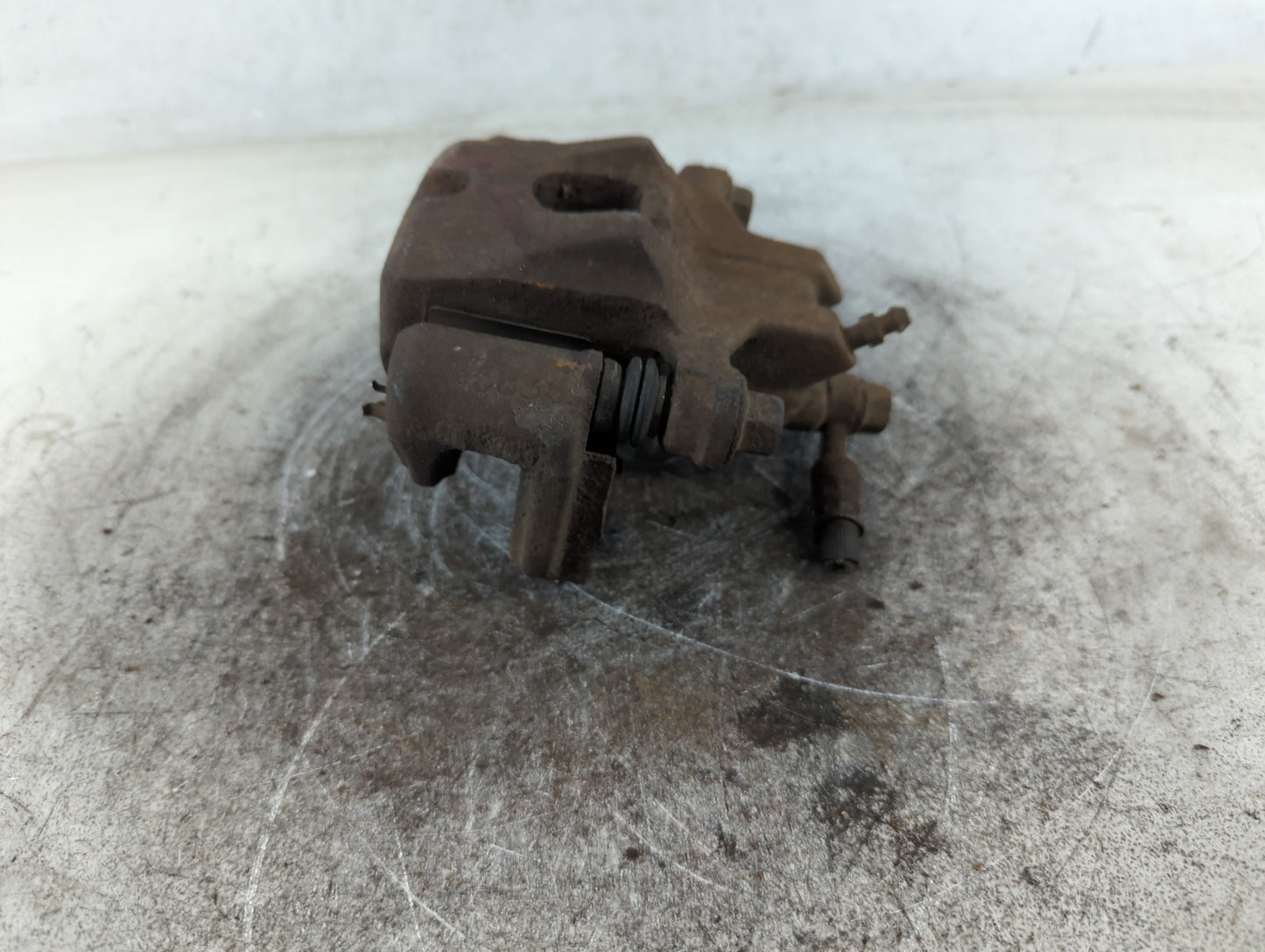 2002-2006 Toyota Camry Front Passenger Right Brake Caliper 700145 - Oemusedautoparts1.com