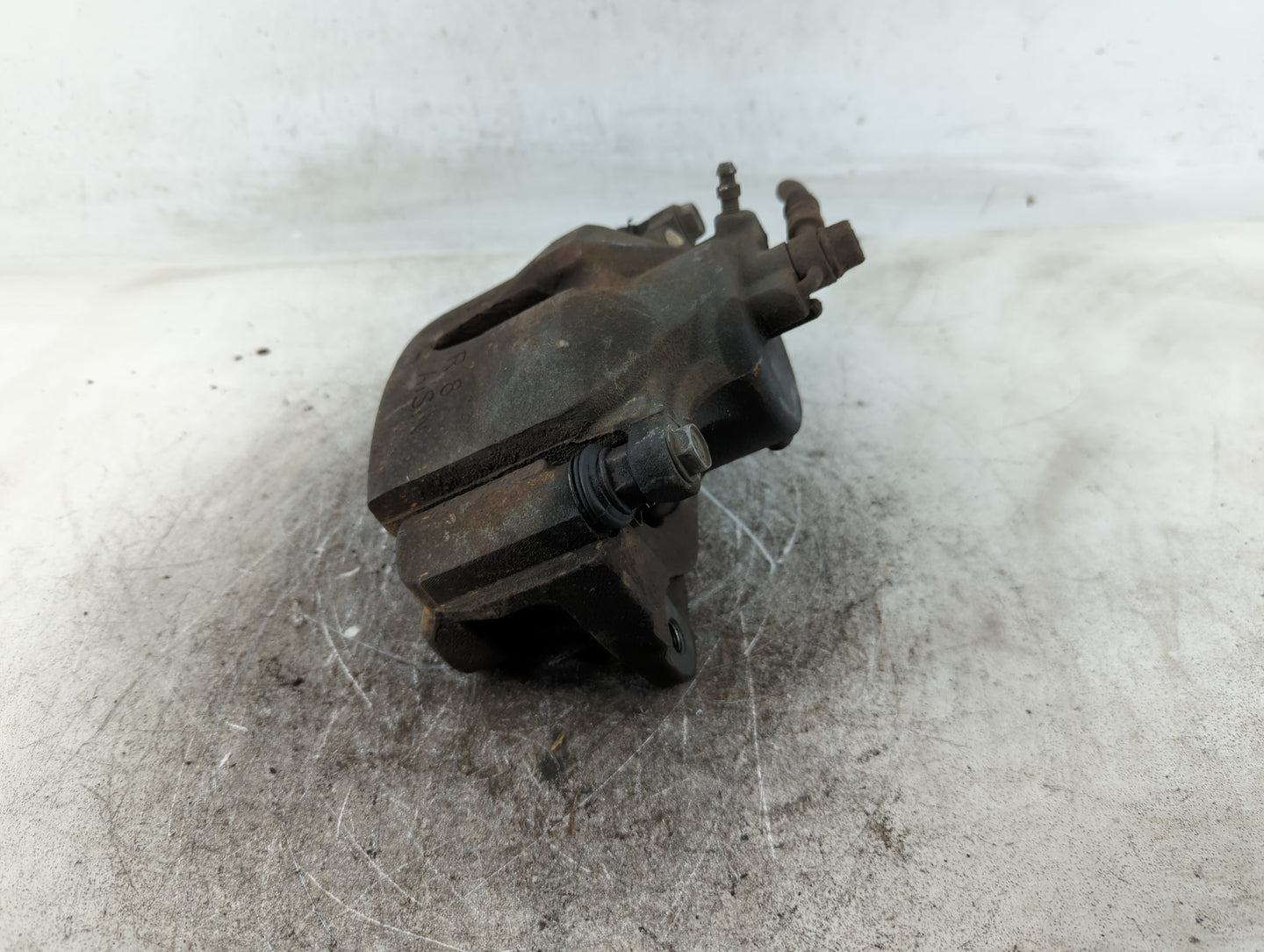 2002-2004 Toyota Camry Front Passenger Right Brake Caliper - Oemusedautoparts1.com
