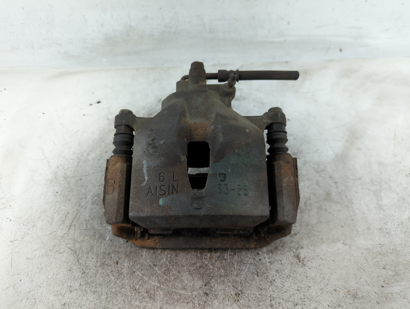 2002-2004 Toyota Camry Front Driver Left Brake Caliper - Oemusedautoparts1.com