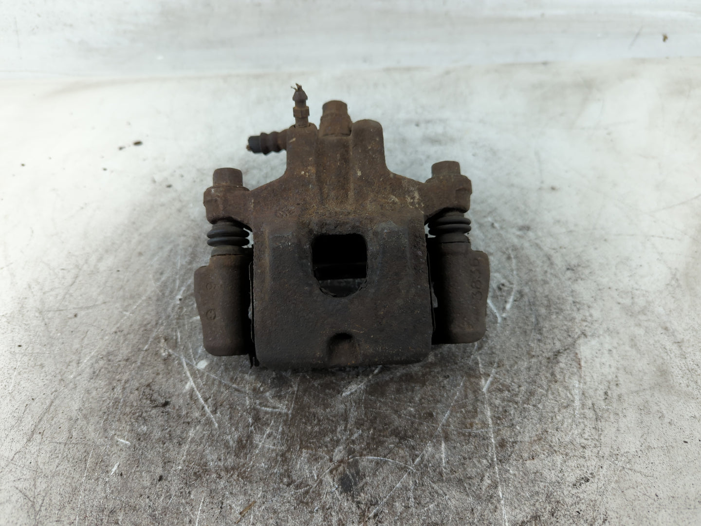 2002-2006 Toyota Camry Front Driver Left Brake Caliper - Oemusedautoparts1.com