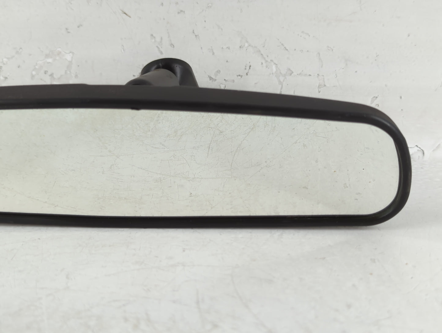 2004 Toyota Camry Interior Rear View Mirror Replacement OEM P/N:IE8011681 Fits OEM Used Auto Parts - Oemusedautoparts1.com