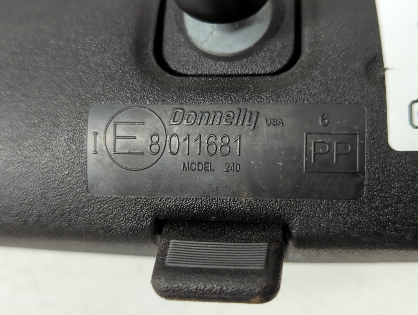 2004 Toyota Camry Interior Rear View Mirror Replacement OEM P/N:IE8011681 Fits OEM Used Auto Parts - Oemusedautoparts1.com