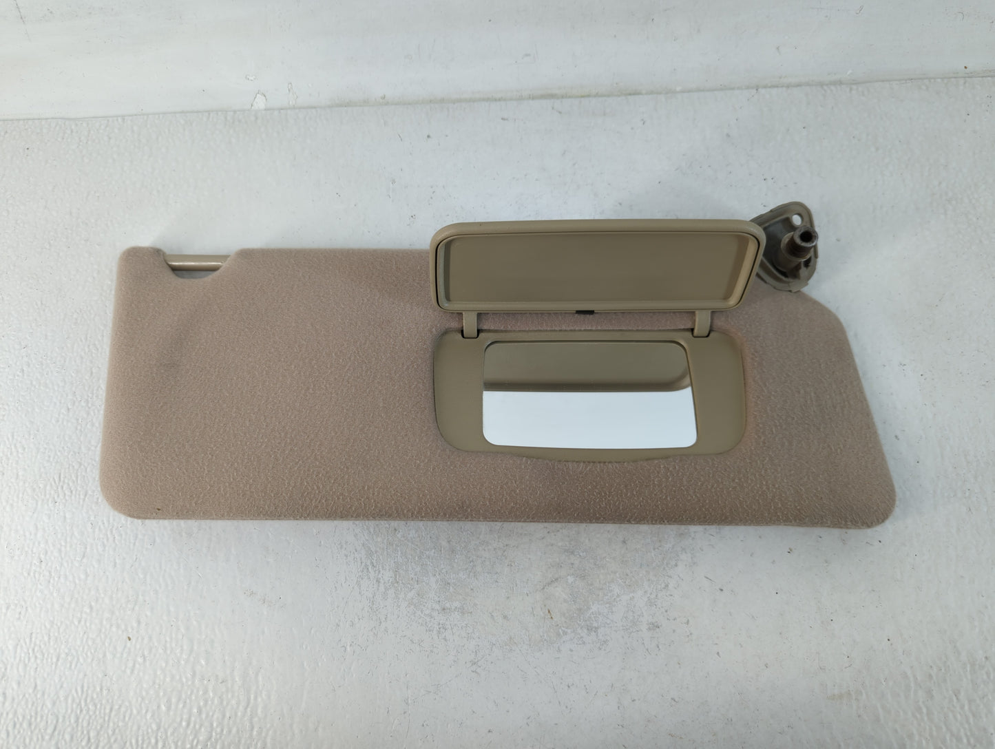 2002-2004 Toyota Camry Sun Visor Shade Replacement Passenger Right Mirror Fits Fits 2002 2003 2004 OEM Used Auto Parts - Oem
