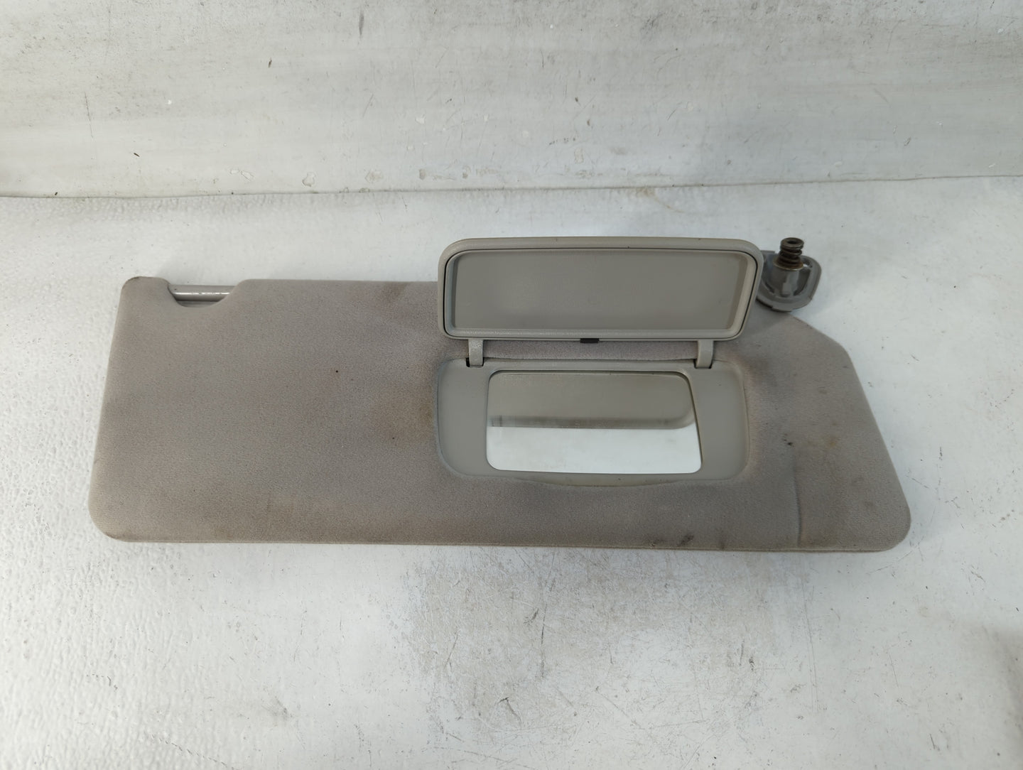 2002-2006 Toyota Camry Sun Visor Shade Replacement Passenger Right Mirror Fits Fits 2002 2003 2004 2005 2006 OEM Used Auto P