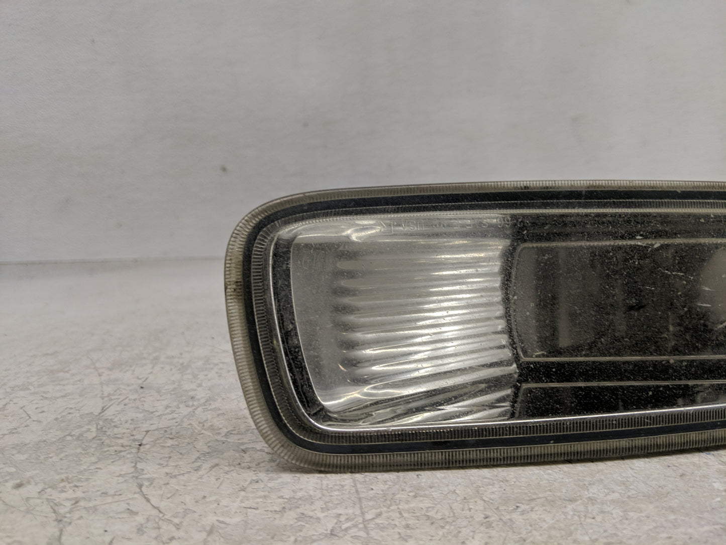2003-2004 Toyota Corolla Passenger Right Oem Front Light Lamp - Oemusedautoparts1.com