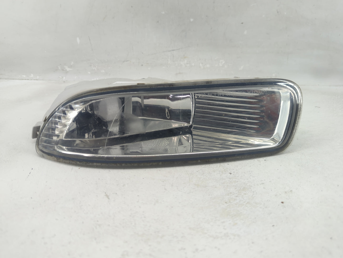 2003-2004 Toyota Corolla Driver Left Oem Front Light Lamp - Oemusedautoparts1.com