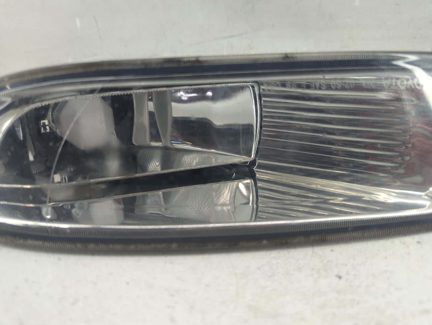 2003-2004 Toyota Corolla Driver Left Oem Front Light Lamp - Oemusedautoparts1.com