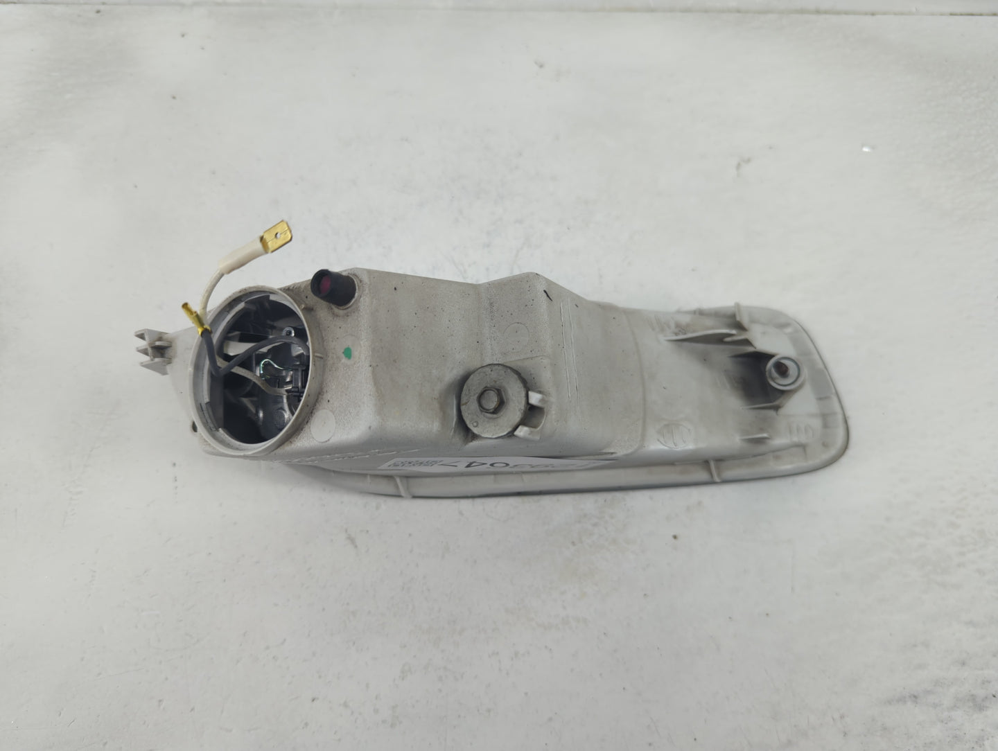 2003-2004 Toyota Corolla Driver Left Oem Front Light Lamp - Oemusedautoparts1.com