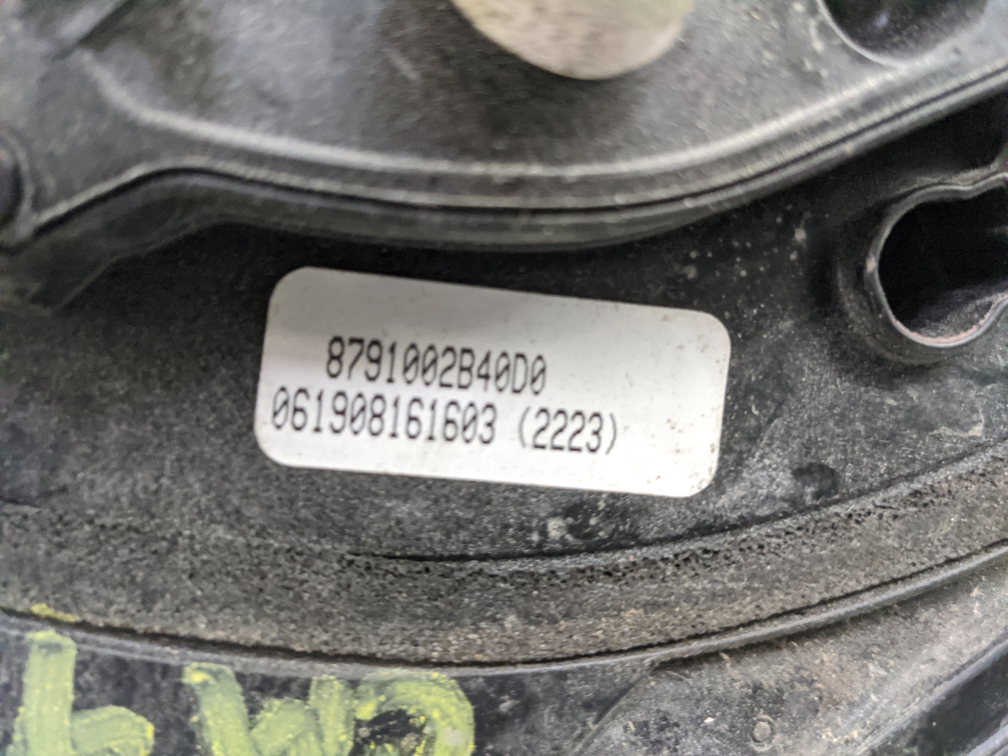 2009-2013 Toyota Corolla Passenger Side View Mirror - Right Door Mirror OEM Used - Oemusedautoparts1.com