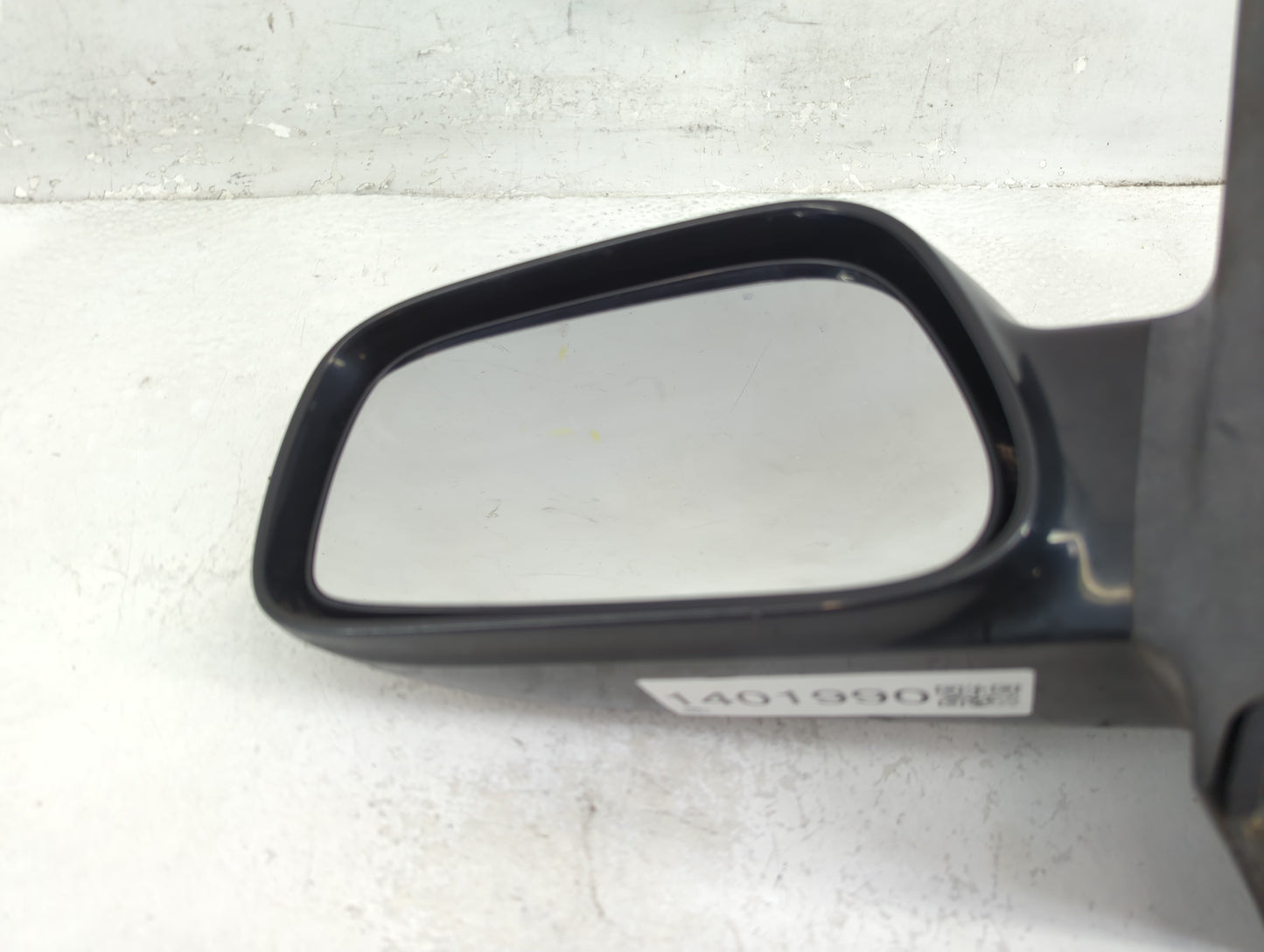 2003-2008 Toyota Corolla Driver Side View Mirror - Left Door Mirror OEM Used - Oemusedautoparts1.com