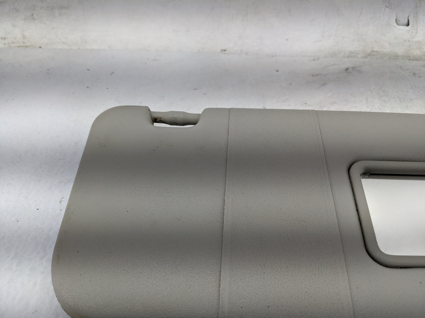 2003-2005 Toyota Corolla Sun Visor Shade Replacement Passenger Right Mirror Fits Fits 2003 2004 2005 OEM Used Auto Parts - O