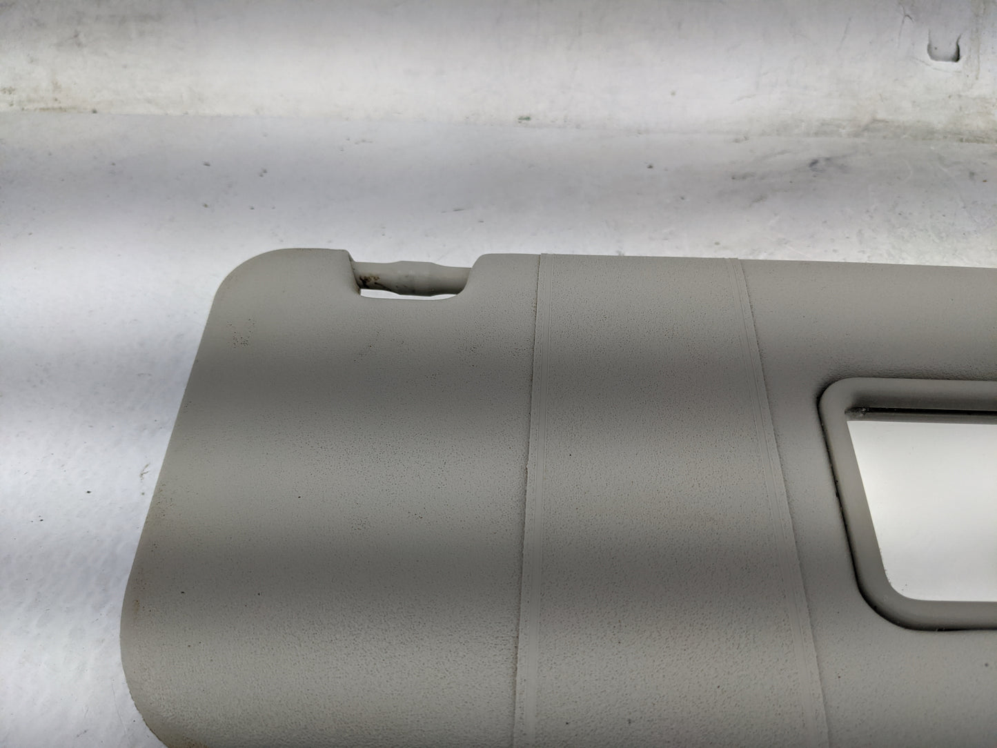 2003-2005 Toyota Corolla Sun Visor Shade Replacement Passenger Right Mirror Fits Fits 2003 2004 2005 OEM Used Auto Parts - O