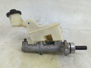 2003-2008 Toyota Corolla Brake Master Cylinder 1490685 - Oemusedautoparts1.com