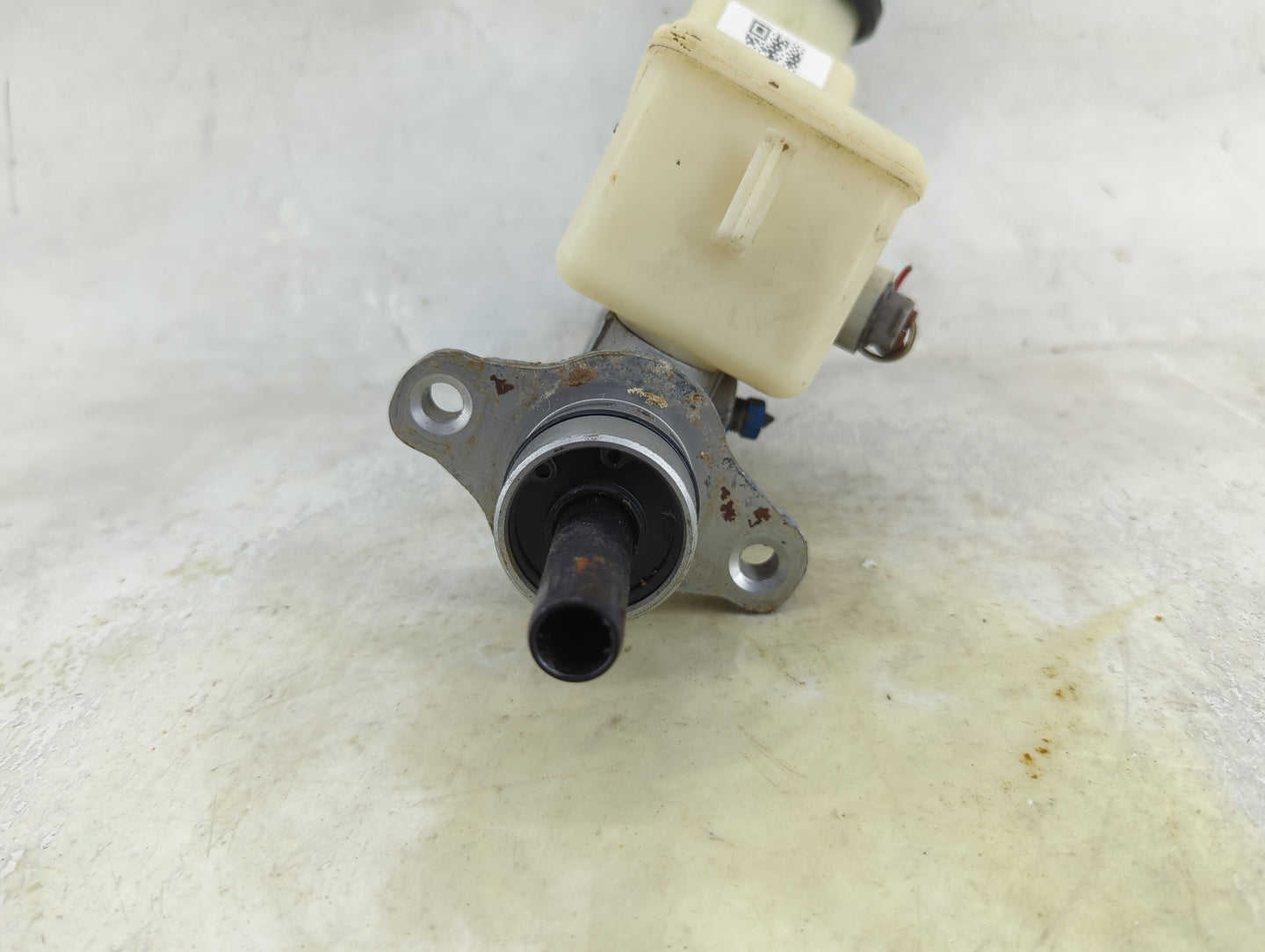 2003-2008 Toyota Corolla Brake Master Cylinder 1490685 - Oemusedautoparts1.com
