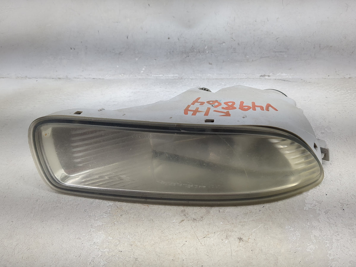 2003-2004 Toyota Corolla Passenger Right Oem Fog Light Lamp 1494341 - Oemusedautoparts1.com