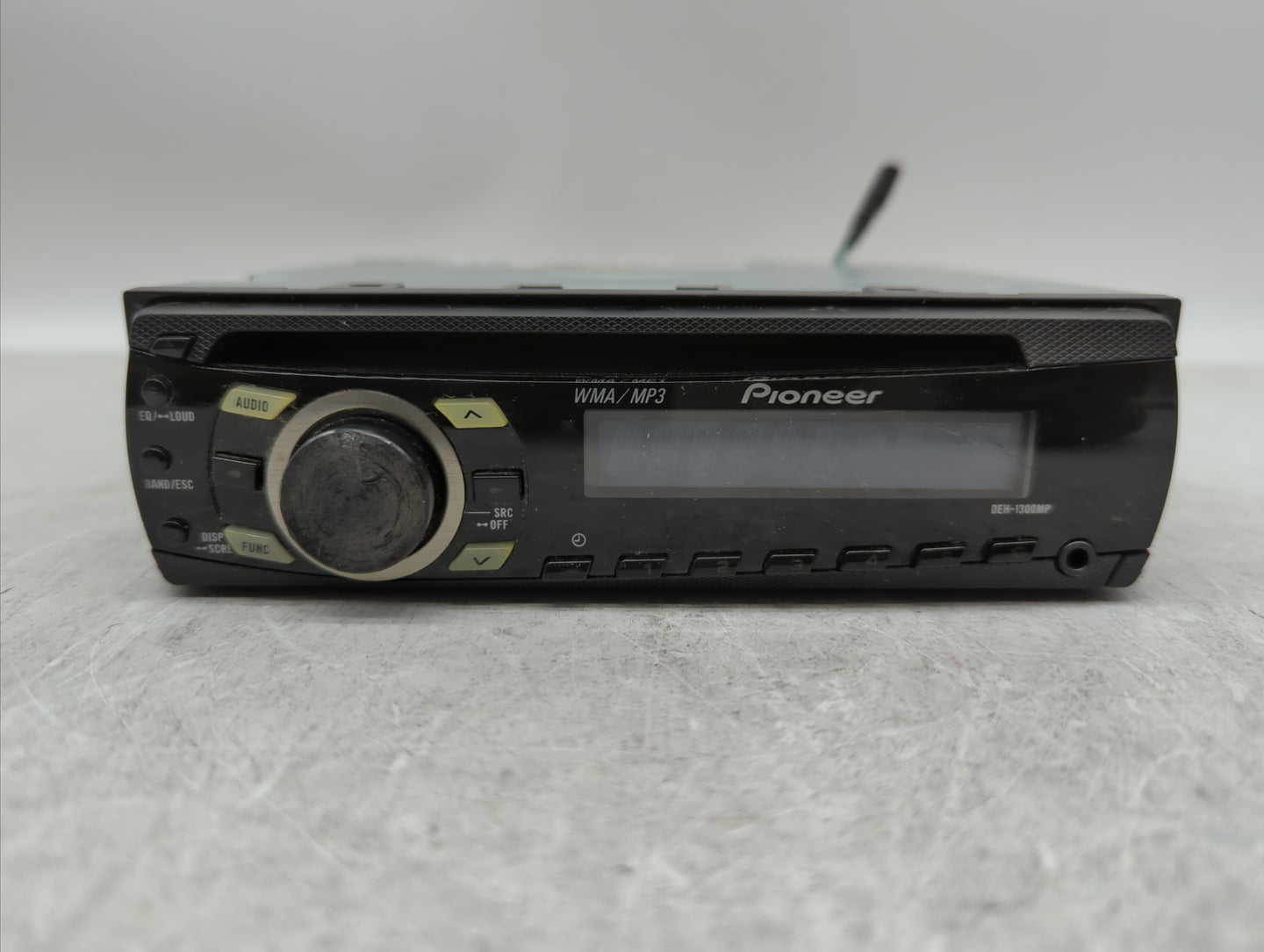 2003-2004 Toyota Corolla Am Fm Cd Player Radio Receiver - Oemusedautoparts1.com