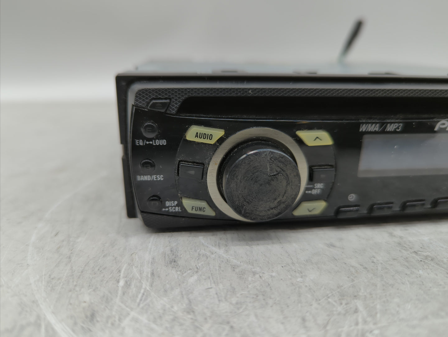 2003-2004 Toyota Corolla Am Fm Cd Player Radio Receiver - Oemusedautoparts1.com