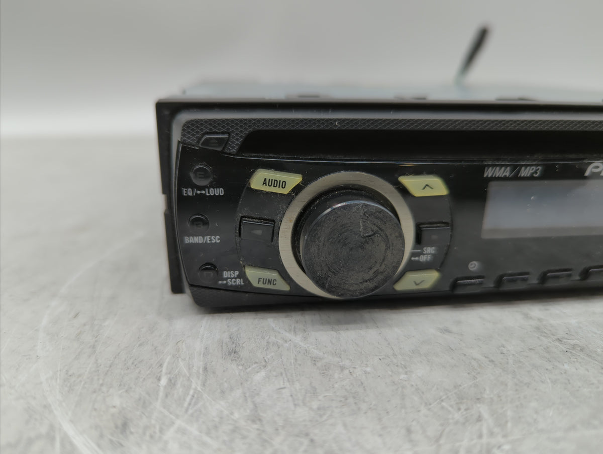 2003-2004 Toyota Corolla Am Fm Cd Player Radio Receiver 349549 - Oemusedautoparts1.com