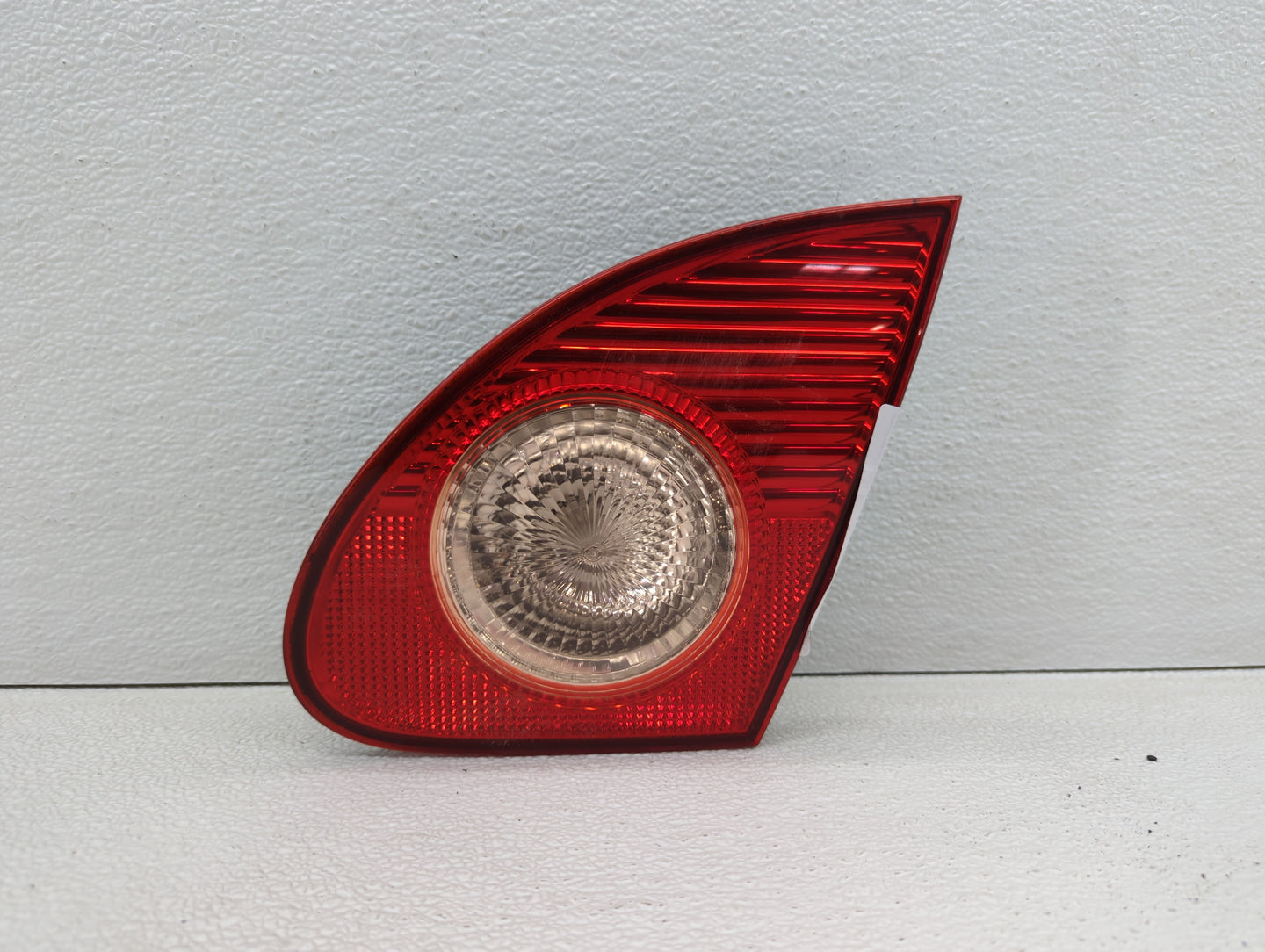 2003-2008 Toyota Corolla Tail Light Assembly Passenger Right OEM P/N:921 12V18W Fits Fits 2003 2004 2005 2006 2007 2008 OEM 