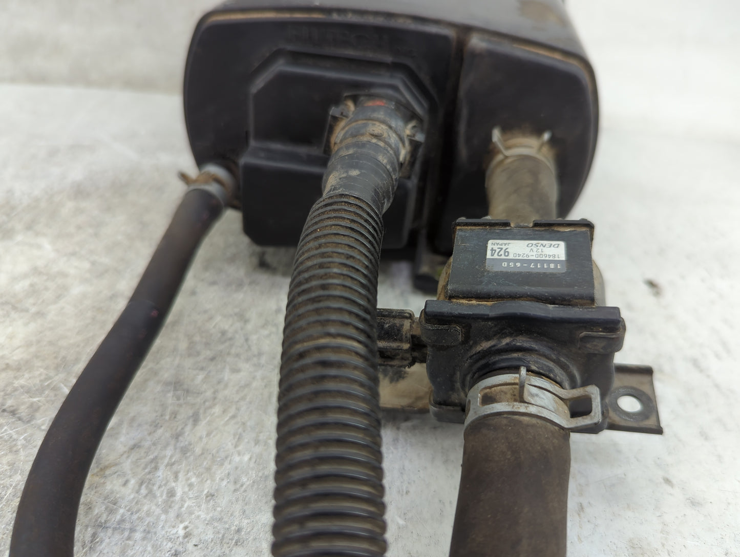 2004 Toyota Echo Fuel Vapor Charcoal Canister - Oemusedautoparts1.com