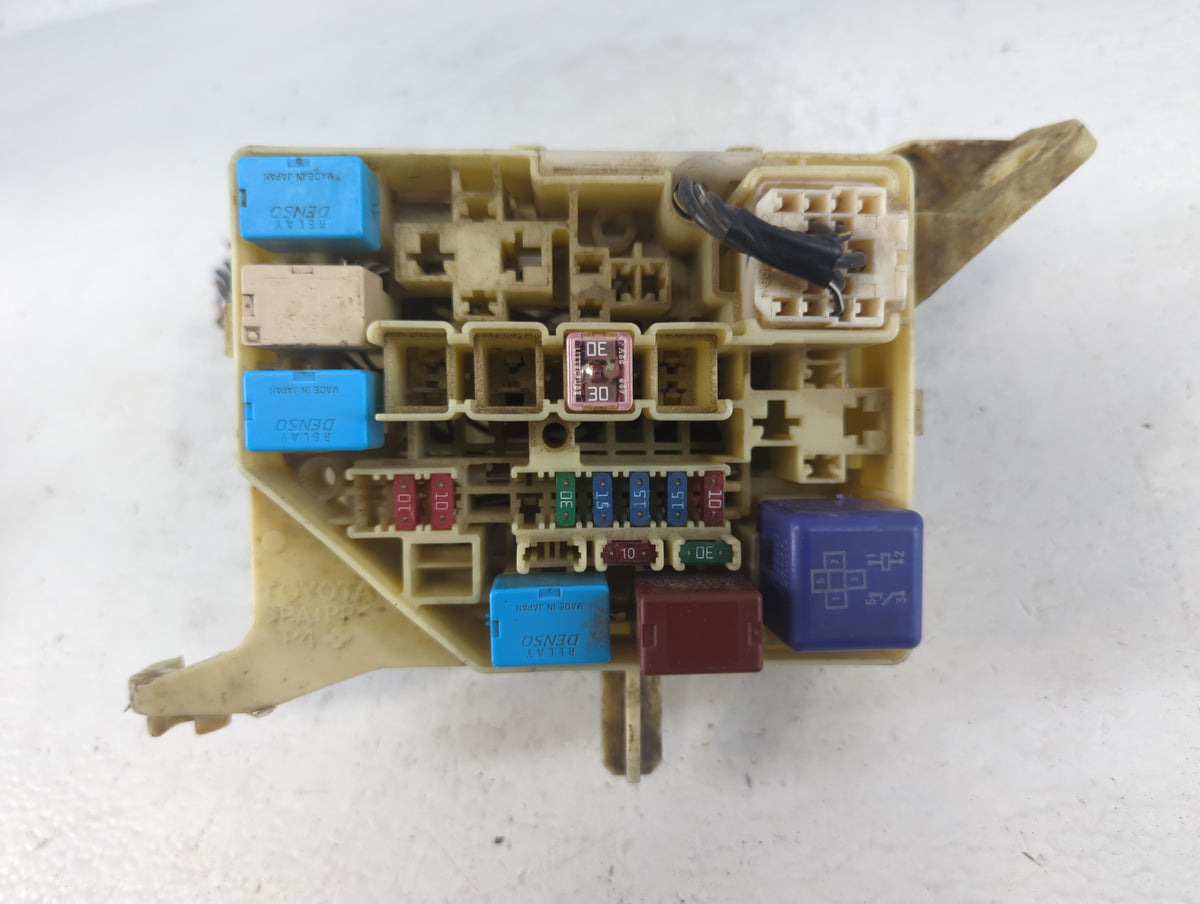 2002-2005 Toyota Echo Fusebox Fuse Box Panel Relay Module Fits Fits 2002 2003 2004 2005 OEM Used Auto Parts - Oemusedautopar