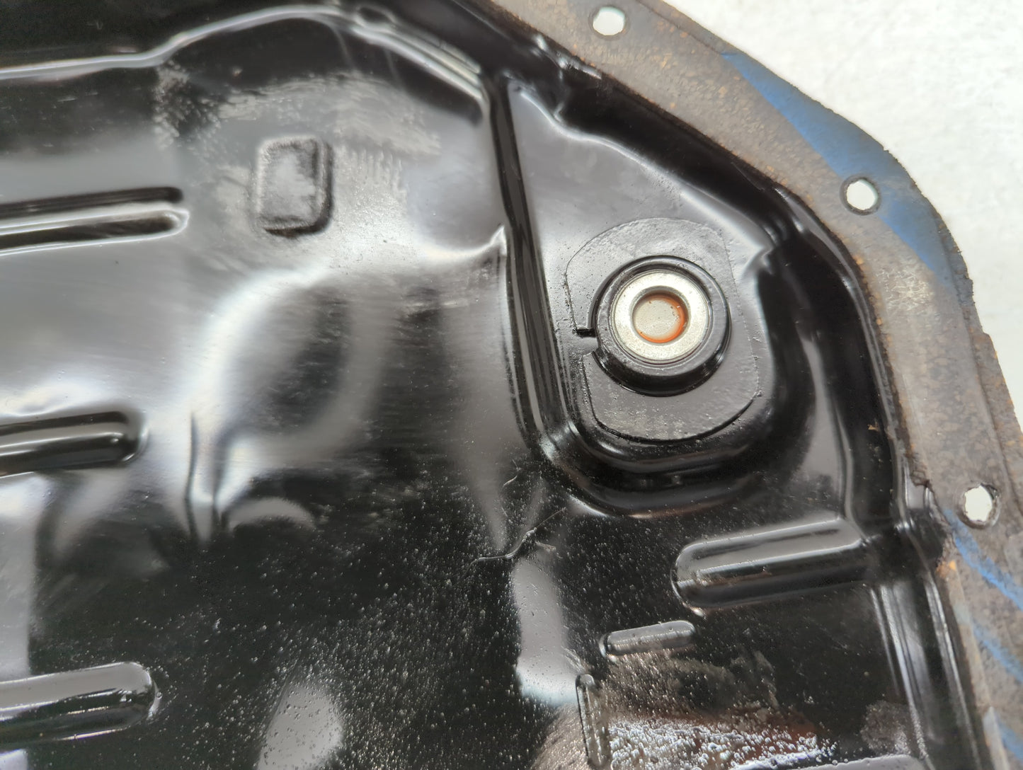 2000-2005 Toyota Echo Engine Oil Pan Fits OEM Used Auto Parts - Oemusedautoparts1.com