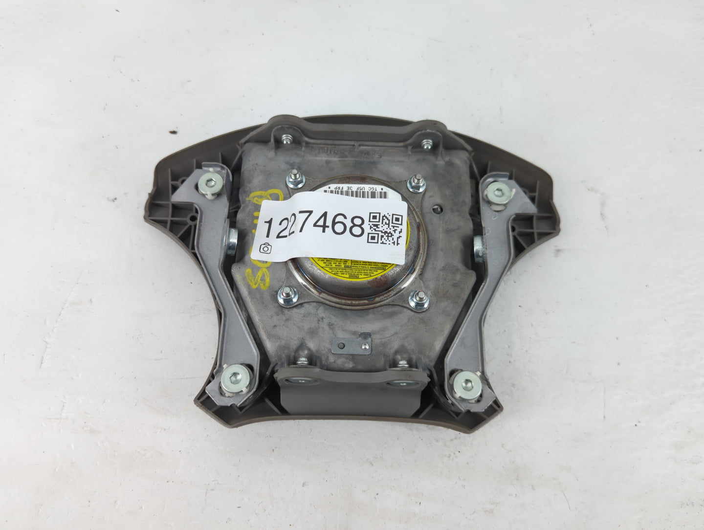 2004-2007 Toyota Highlander Air Bag Driver Left Steering Wheel Mounted 1227468 - Oemusedautoparts1.com
