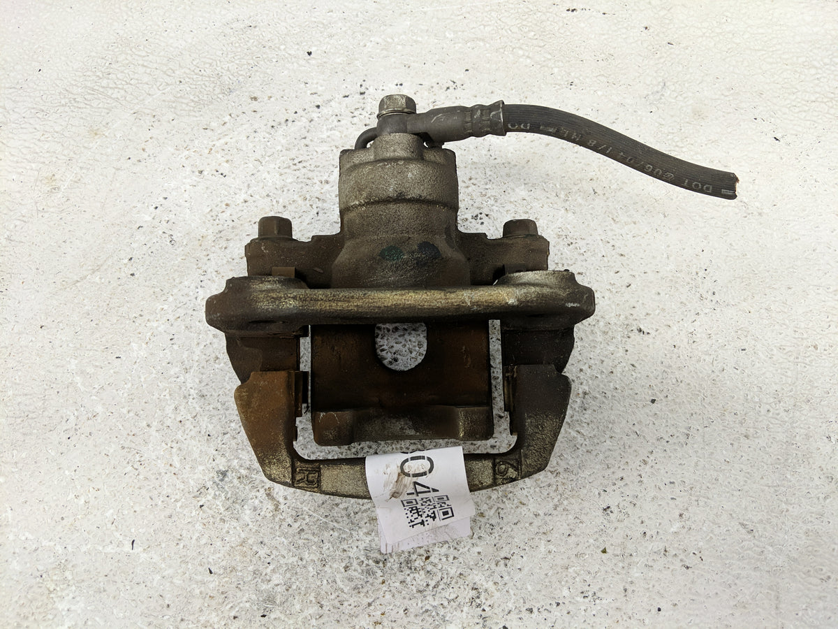 2004-2007 Toyota Highlander Front Driver Left Brake Caliper - Oemusedautoparts1.com