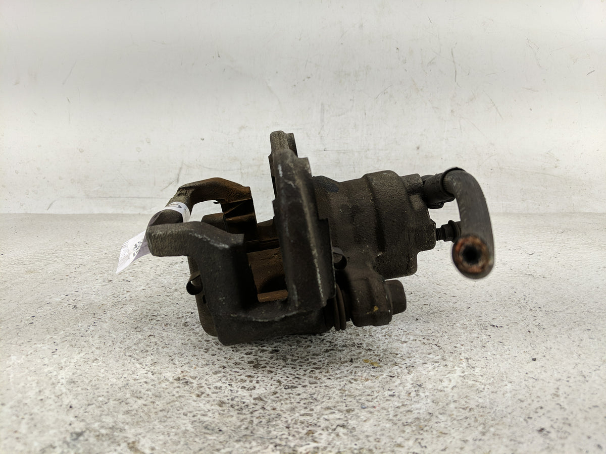 2004-2007 Toyota Highlander Front Driver Left Brake Caliper - Oemusedautoparts1.com