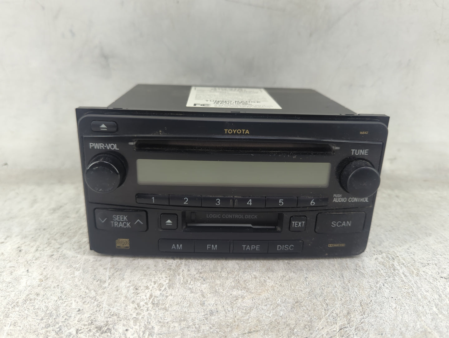 2004-2007 Toyota Highlander Radio AM FM Cd Player Receiver Replacement P/N:86120-52241 122000-44310101 Fits OEM Used Auto Pa
