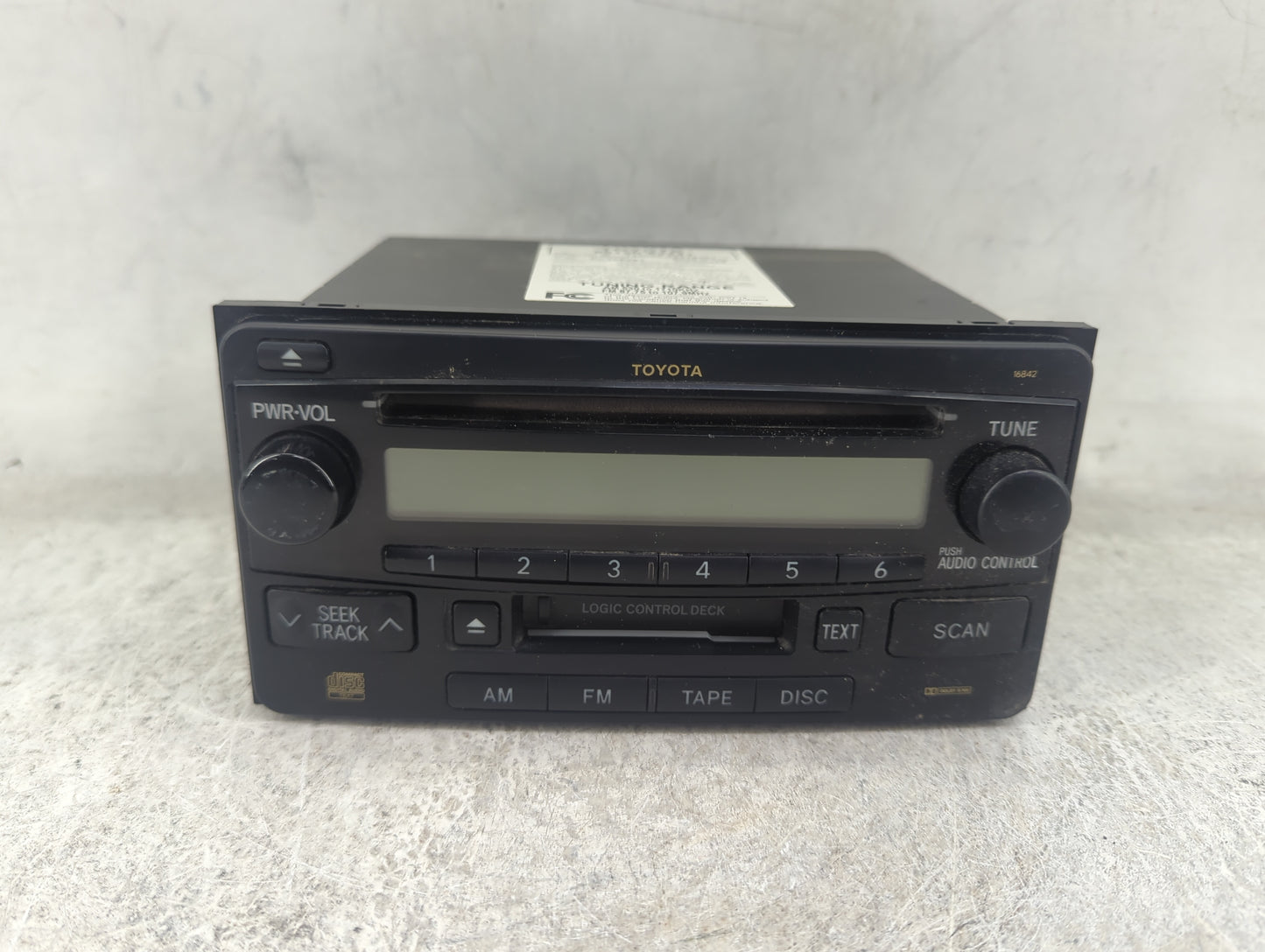 2004-2007 Toyota Highlander Radio AM FM Cd Player Receiver Replacement P/N:86120-52241 122000-44310101 Fits OEM Used Auto Pa