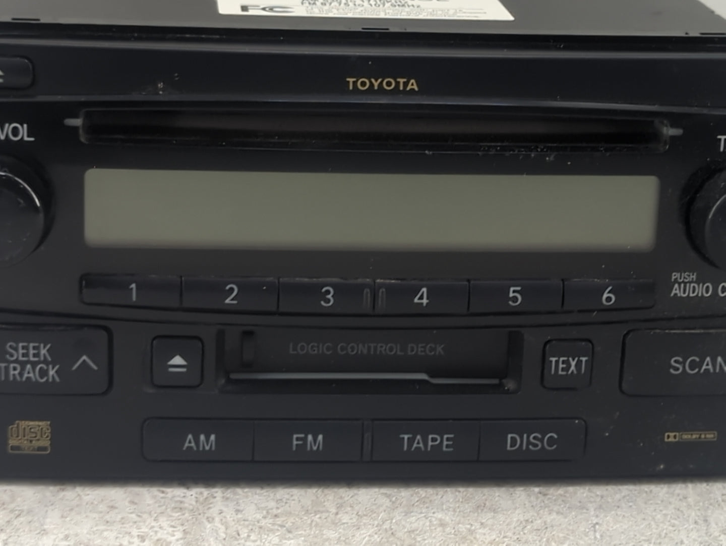2004-2007 Toyota Highlander Radio AM FM Cd Player Receiver Replacement P/N:86120-52241 122000-44310101 Fits OEM Used Auto Pa