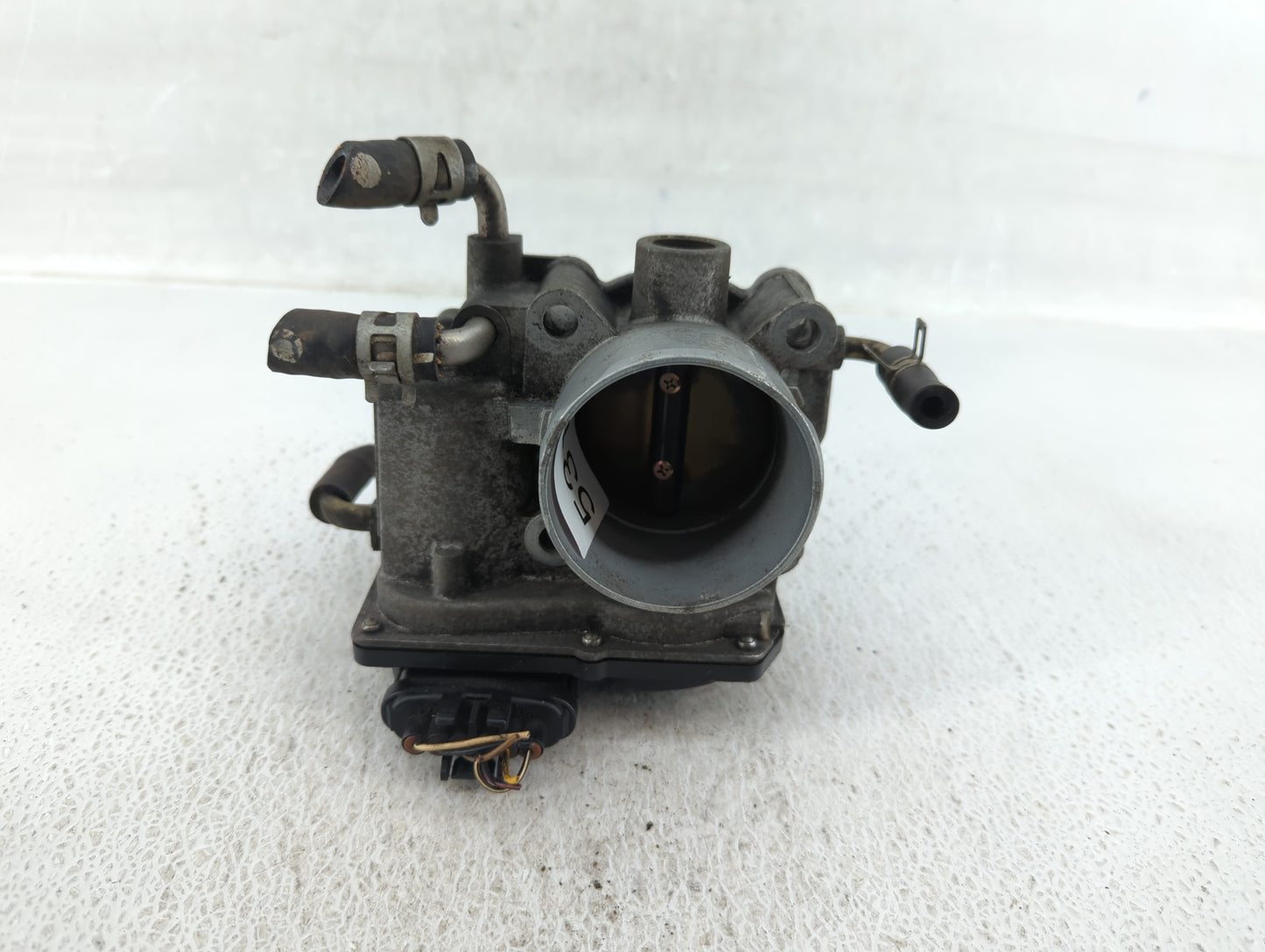 2004-2007 Toyota Highlander Throttle Body P/N:22030-28060 Fits Fits 2004 2005 2006 2007 OEM Used Auto Parts - Oemusedautopar