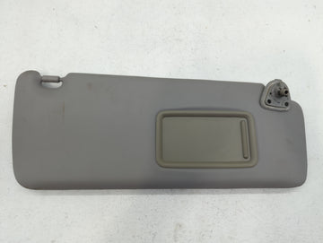 2004-2007 Toyota Highlander Sun Visor Shade Replacement Passenger Right Mirror Fits Fits 2004 2005 2006 2007 OEM Used Auto Parts
