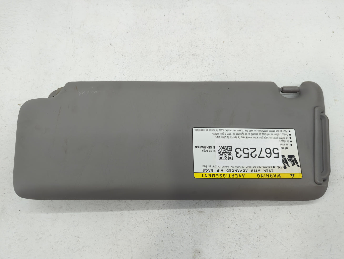 2004-2007 Toyota Highlander Sun Visor Shade Replacement Passenger Right Mirror Fits Fits 2004 2005 2006 2007 OEM Used Auto P