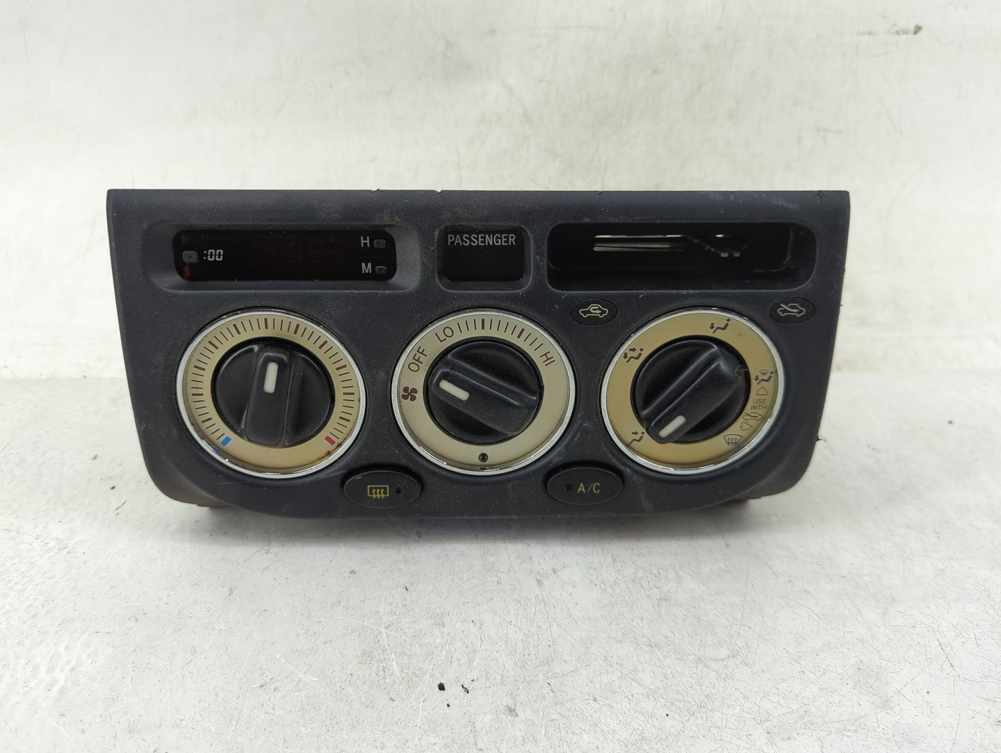 2004 Toyota Mr2 Climate Control Module Temperature AC/Heater Replacement P/N:83910-17050 Fits OEM Used Auto Parts - Oemuseda