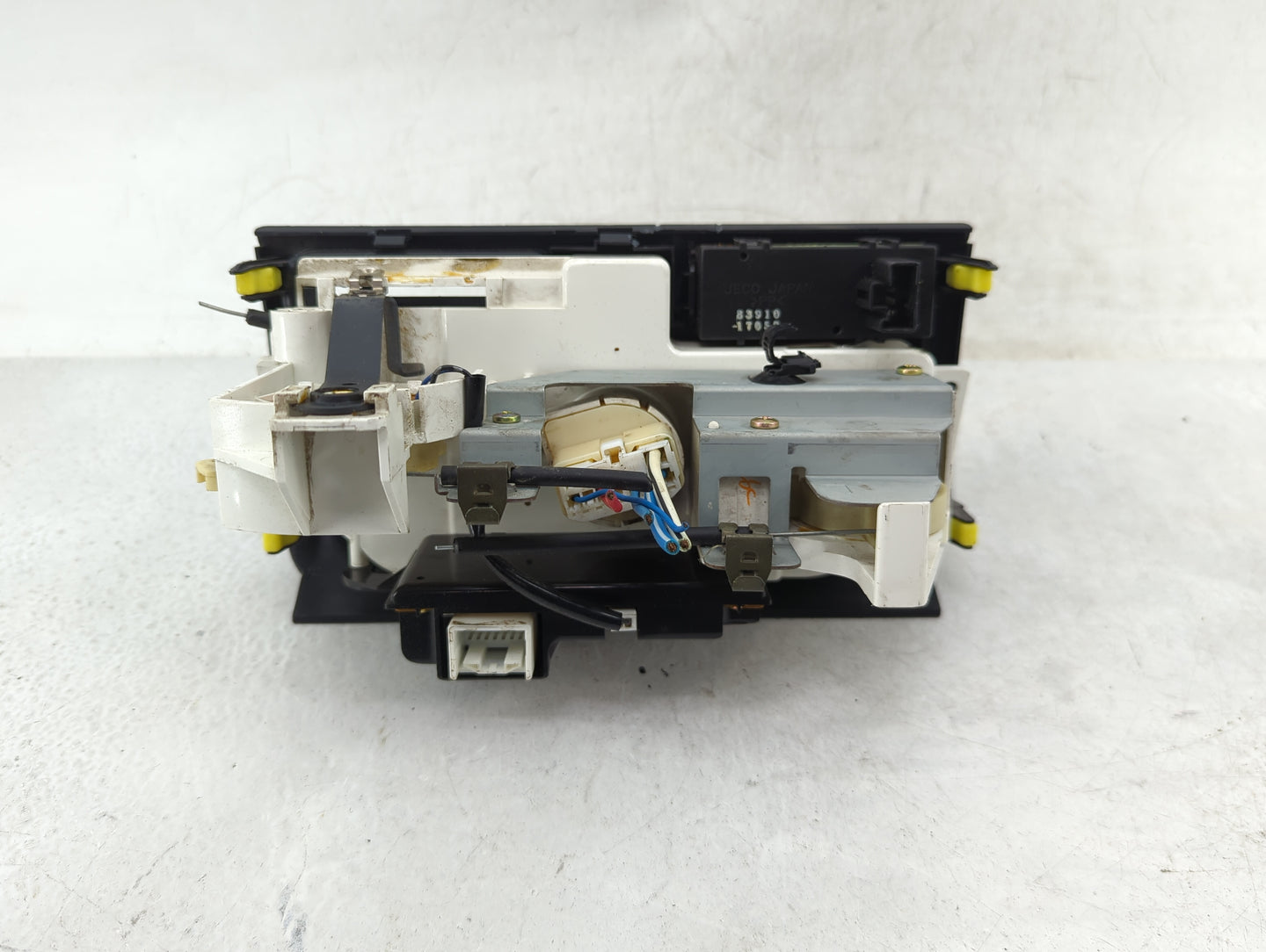 2004 Toyota Mr2 Climate Control Module Temperature AC/Heater Replacement P/N:83910-17050 Fits OEM Used Auto Parts - Oemuseda