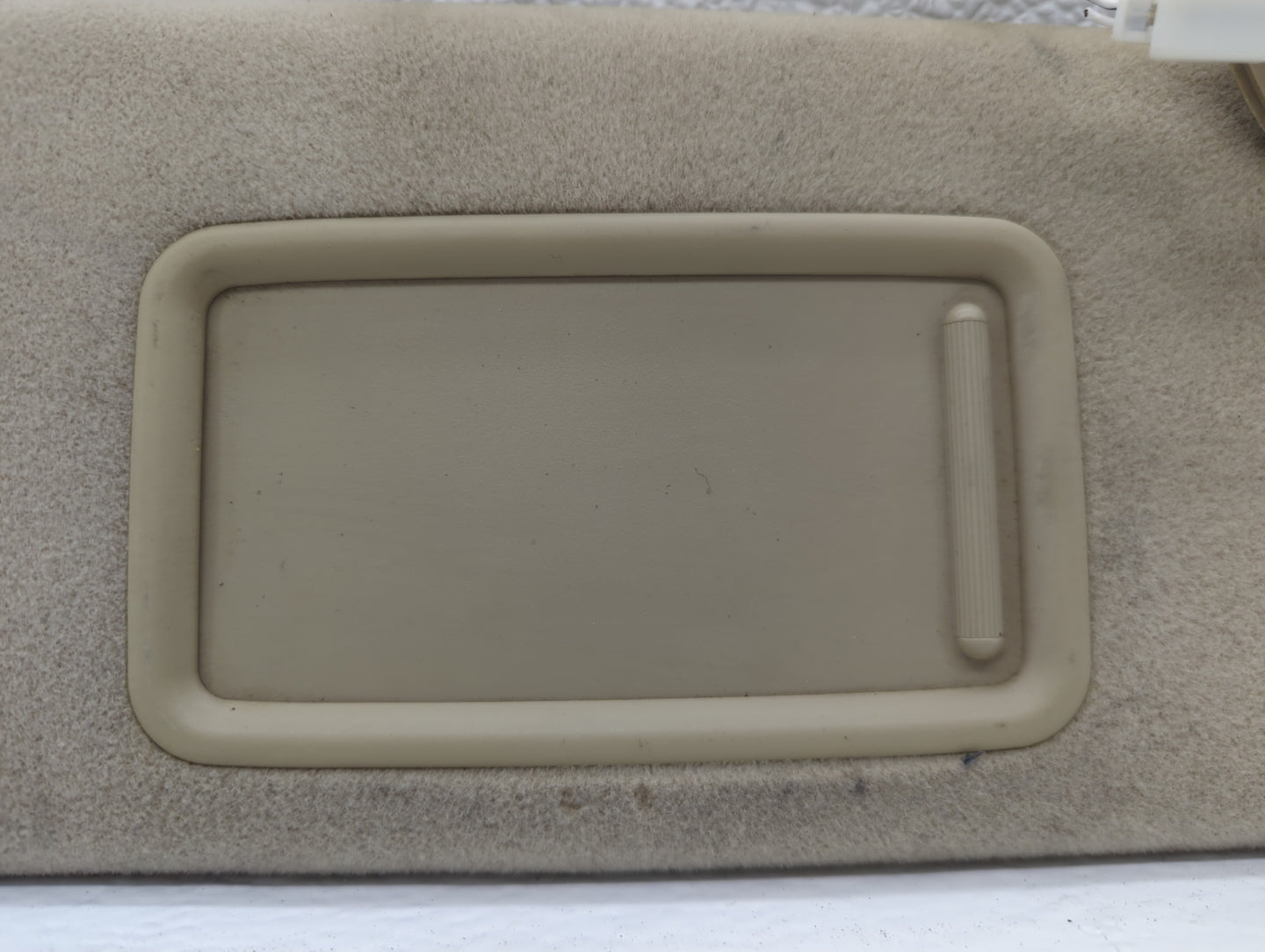 2004 Toyota Prius Sun Visor Shade Replacement Passenger Right Mirror Fits OEM Used Auto Parts - Oemusedautoparts1.com