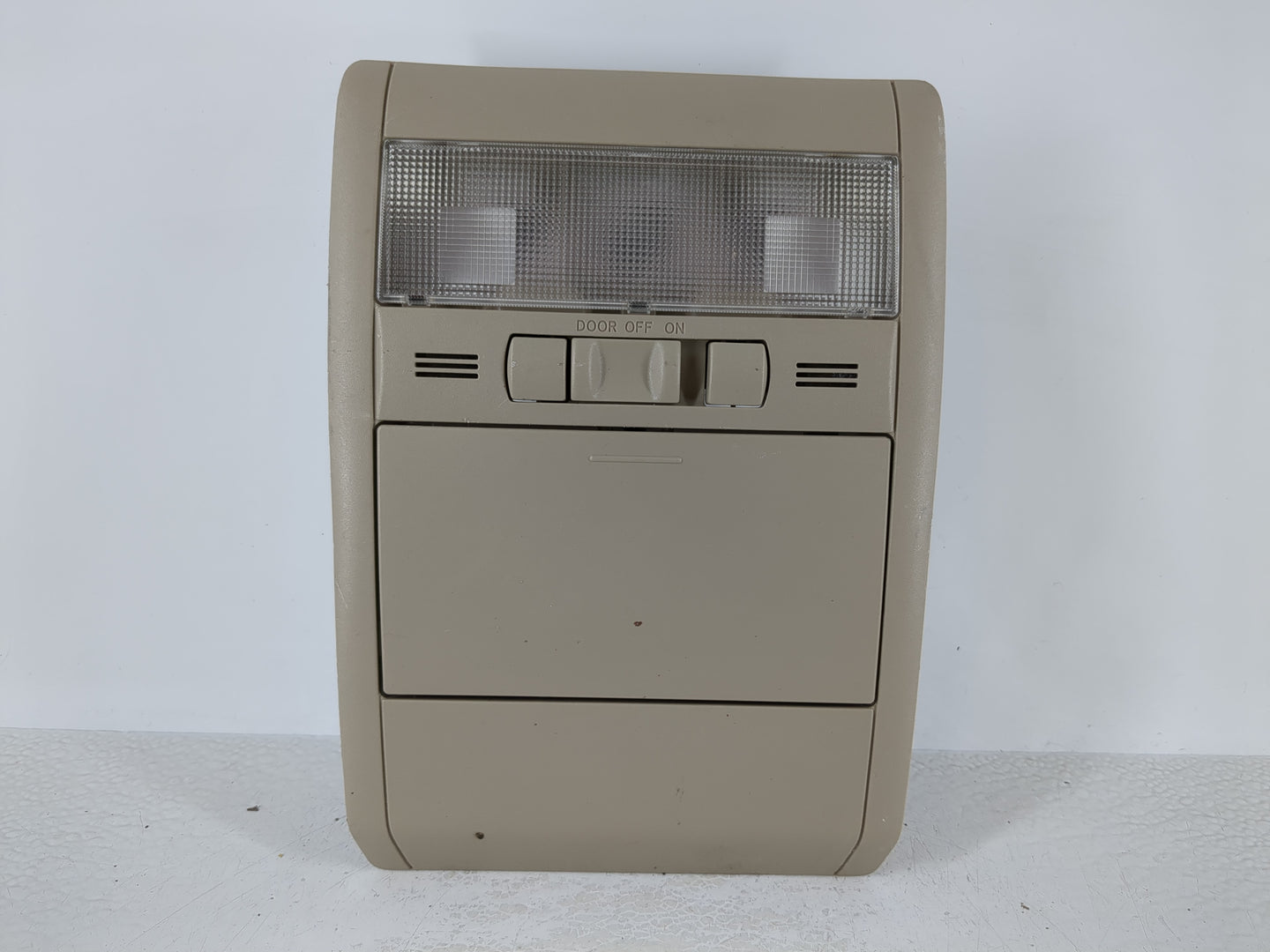 2004-2009 Toyota Prius Overhead Roof Console Interior Dome Light - Oemusedautoparts1.com