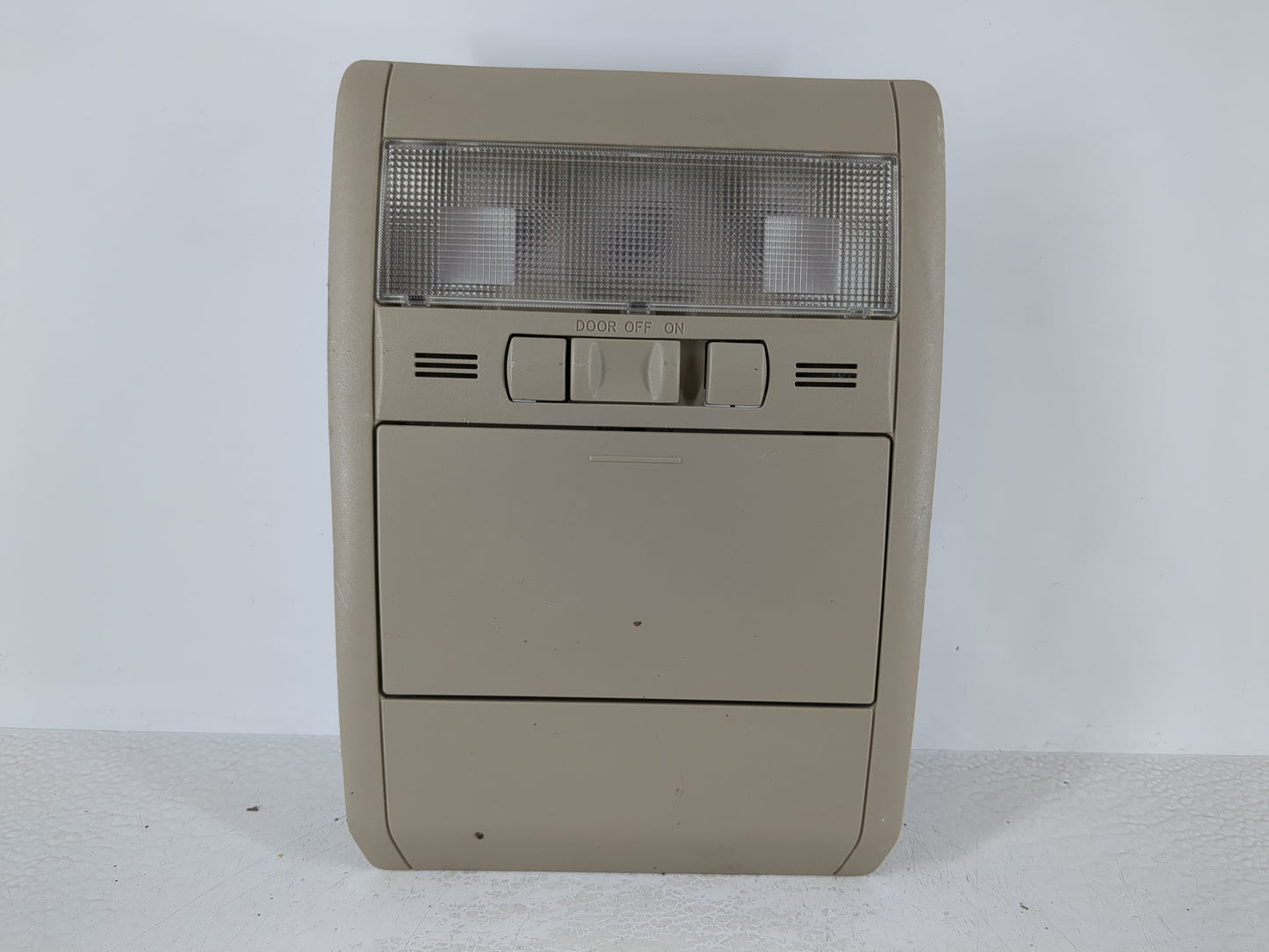 2004-2009 Toyota Prius Overhead Roof Console Interior Dome Light - Oemusedautoparts1.com