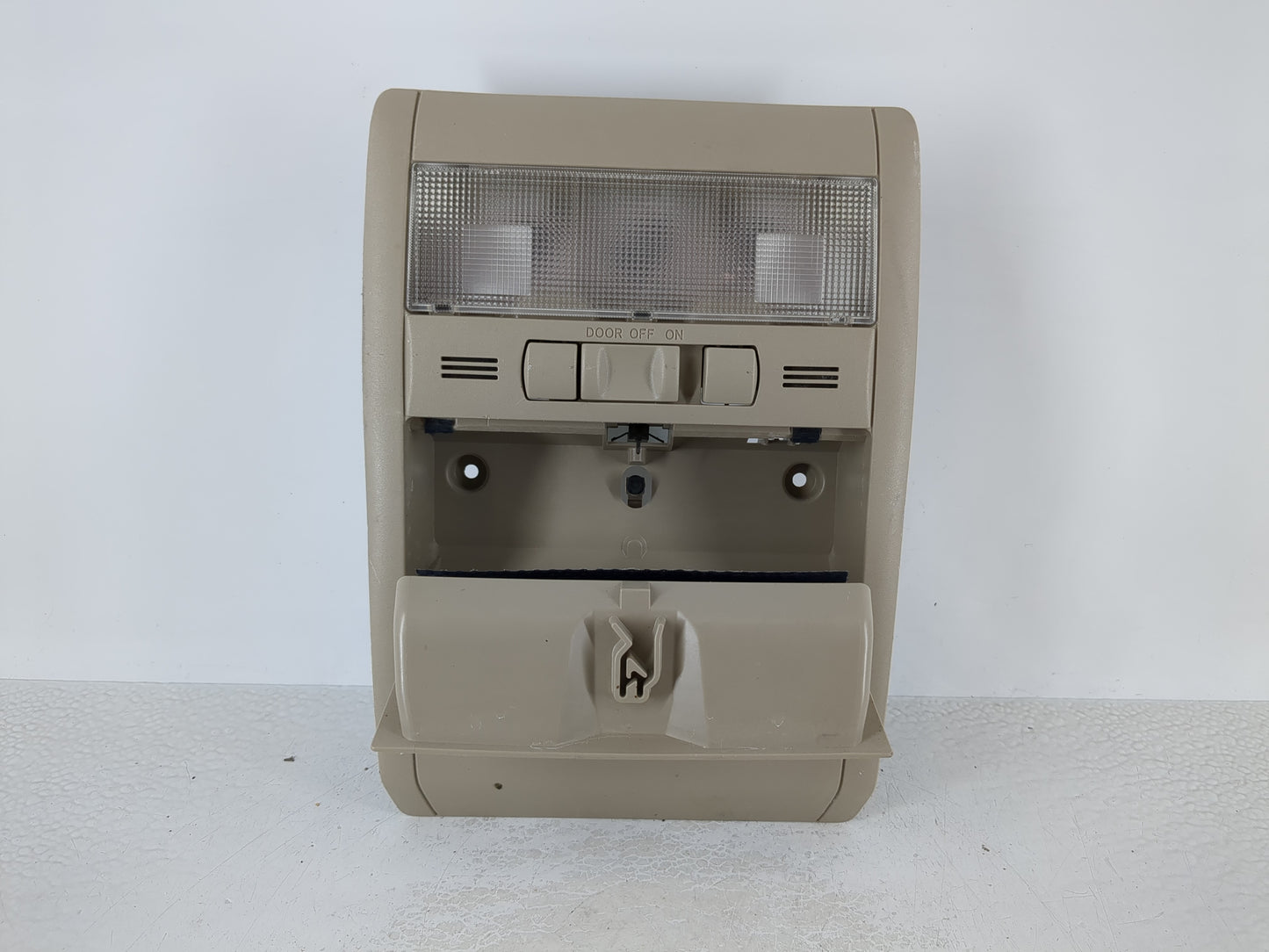 2004-2009 Toyota Prius Overhead Roof Console Interior Dome Light - Oemusedautoparts1.com