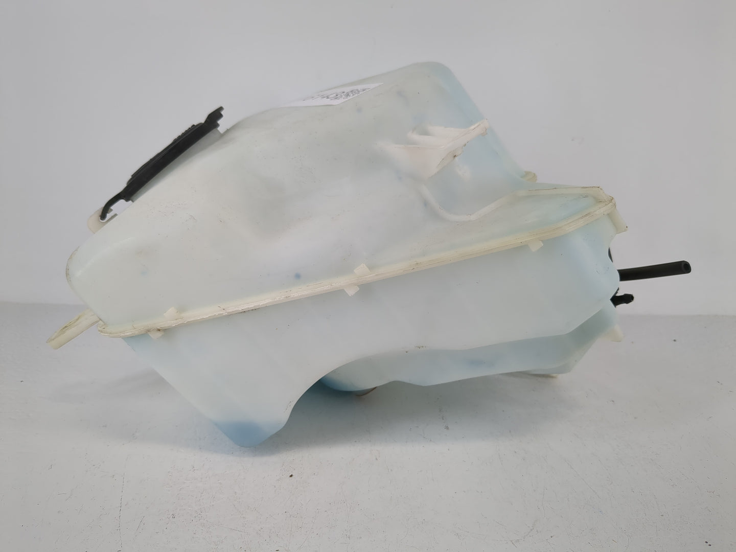 2004-2006 Toyota Prius Windshield Washer Fluid Reservoir Bottle Oem - Oemusedautoparts1.com