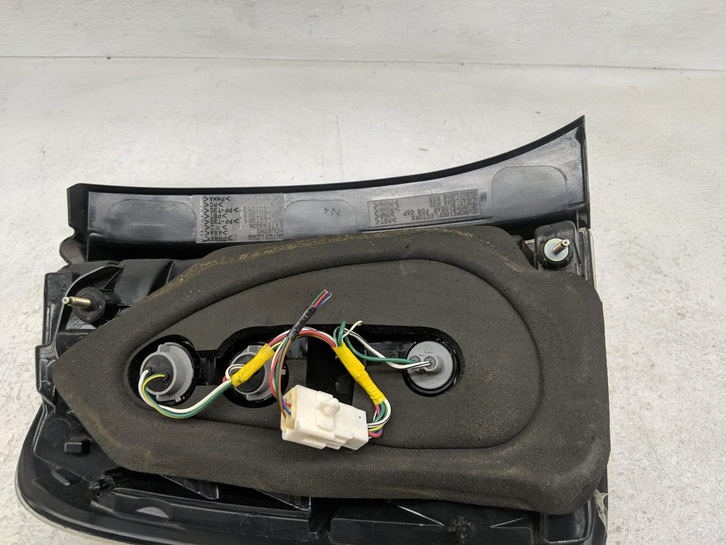 2004-2005 Toyota Prius Tail Light Assembly Passenger Right OEM Fits Fits 2004 2005 OEM Used Auto Parts - Oemusedautoparts1.c