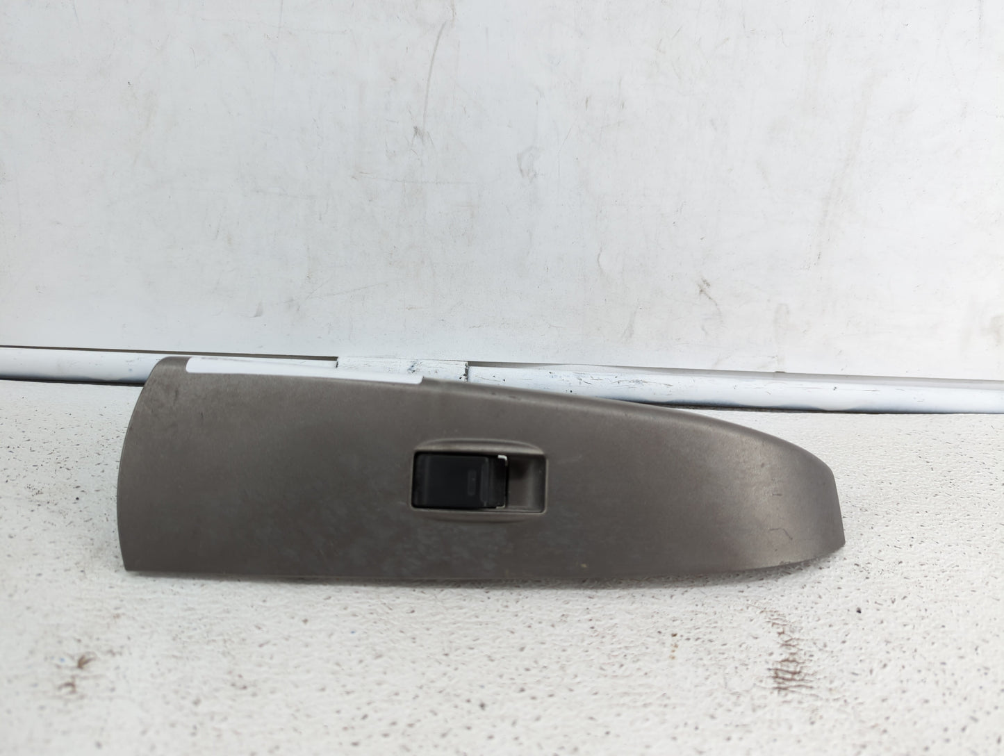 2004 Toyota Prius Passenger Right Power Window Switch 74271-47050 - Oemusedautoparts1.com