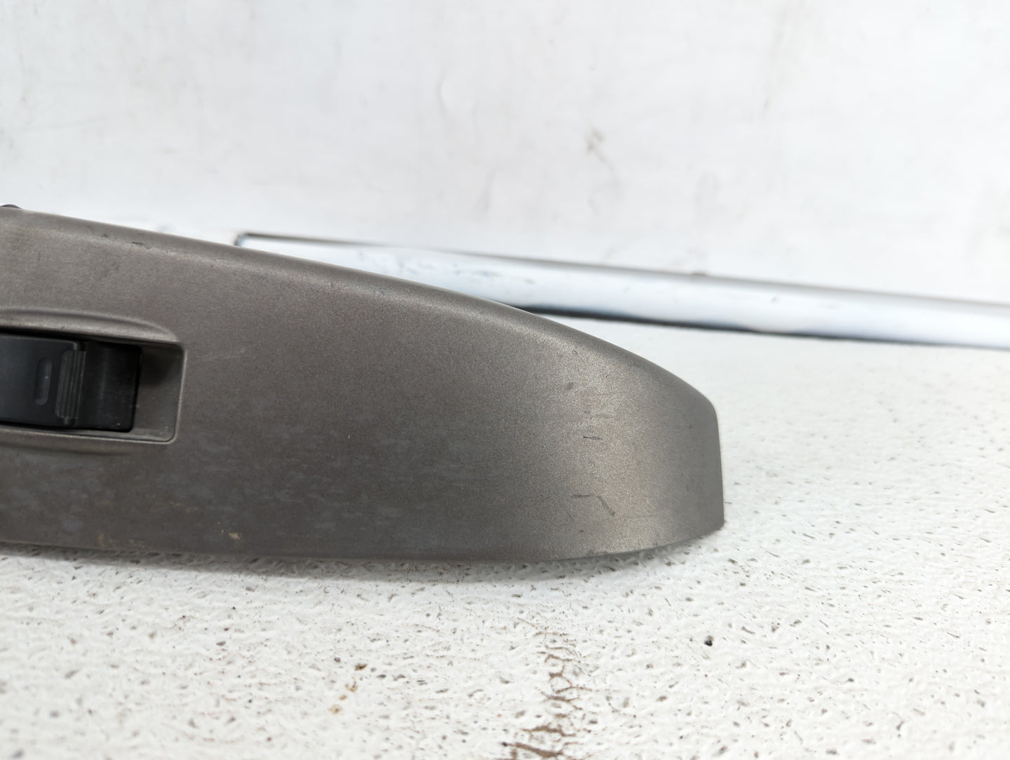 2004 Toyota Prius Passenger Right Power Window Switch 74271-47050 - Oemusedautoparts1.com