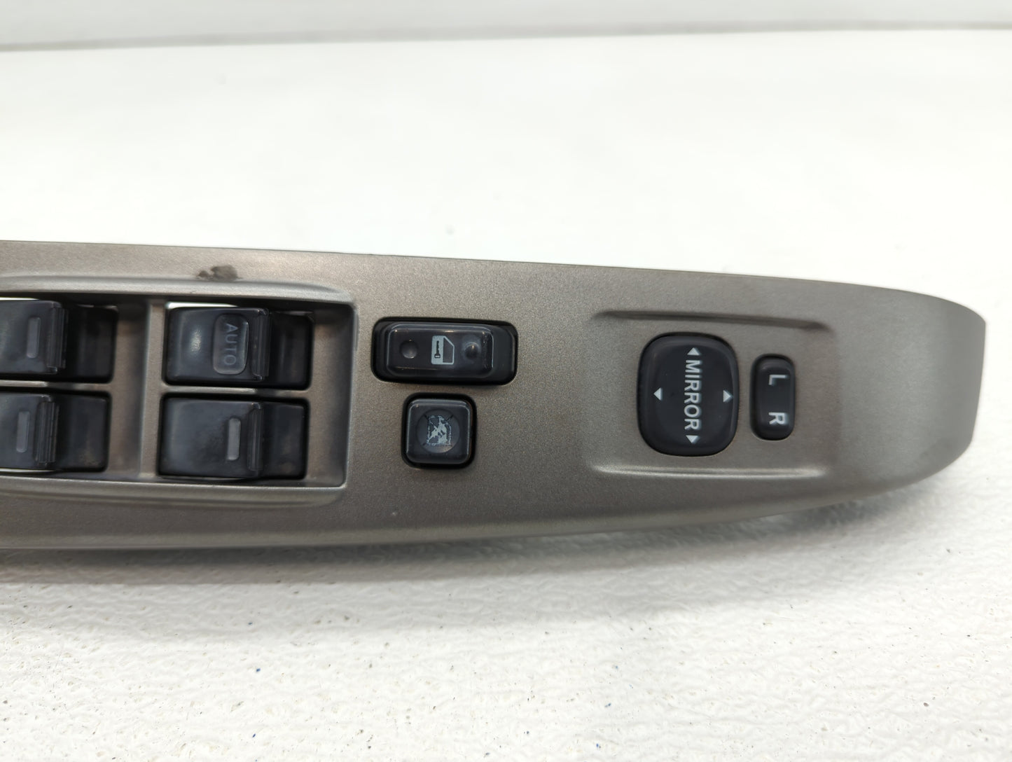 2004-2009 Toyota Prius Master Power Window Switch Replacement Driver Side Left P/N:74231-47090 84820-47021 Fits OEM Used Aut