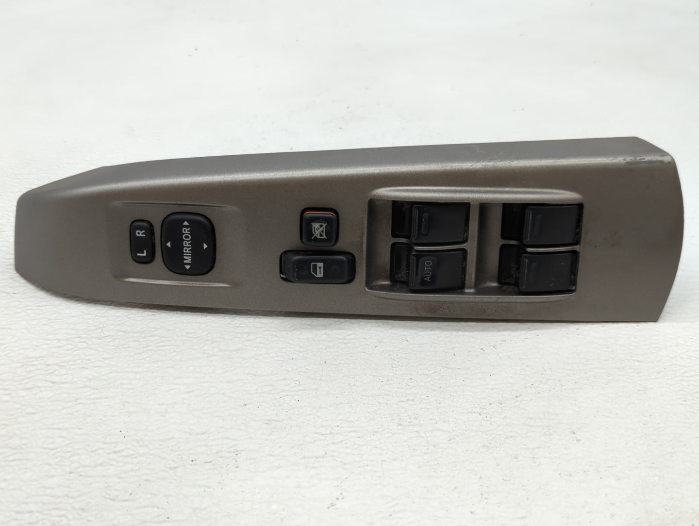 2004-2009 Toyota Prius Master Power Window Switch Replacement Driver Side Left P/N:84820-47021 Fits OEM Used Auto Parts - Oe