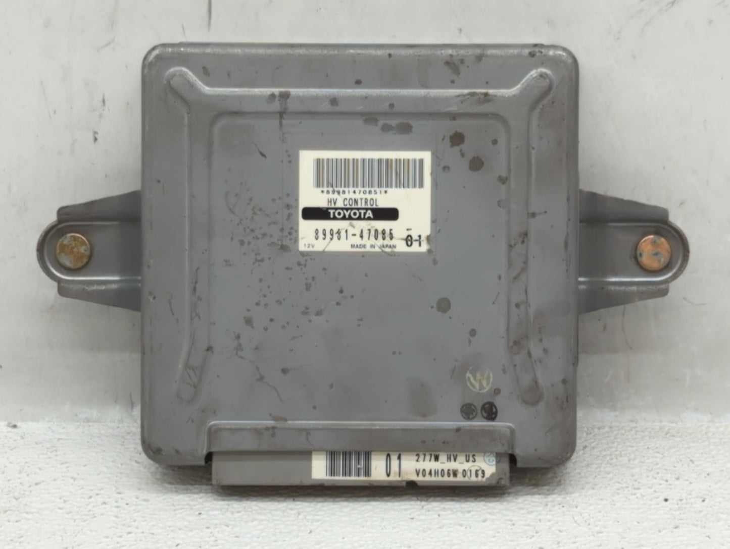 2004-2004 Toyota Prius Chassis Control Module Ccm Bcm Body Control - Oemusedautoparts1.com