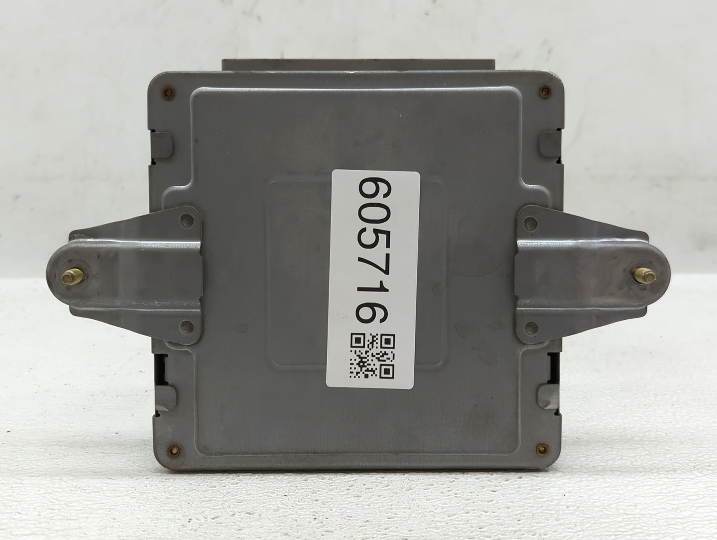 2004-2004 Toyota Prius Chassis Control Module Ccm Bcm Body Control - Oemusedautoparts1.com