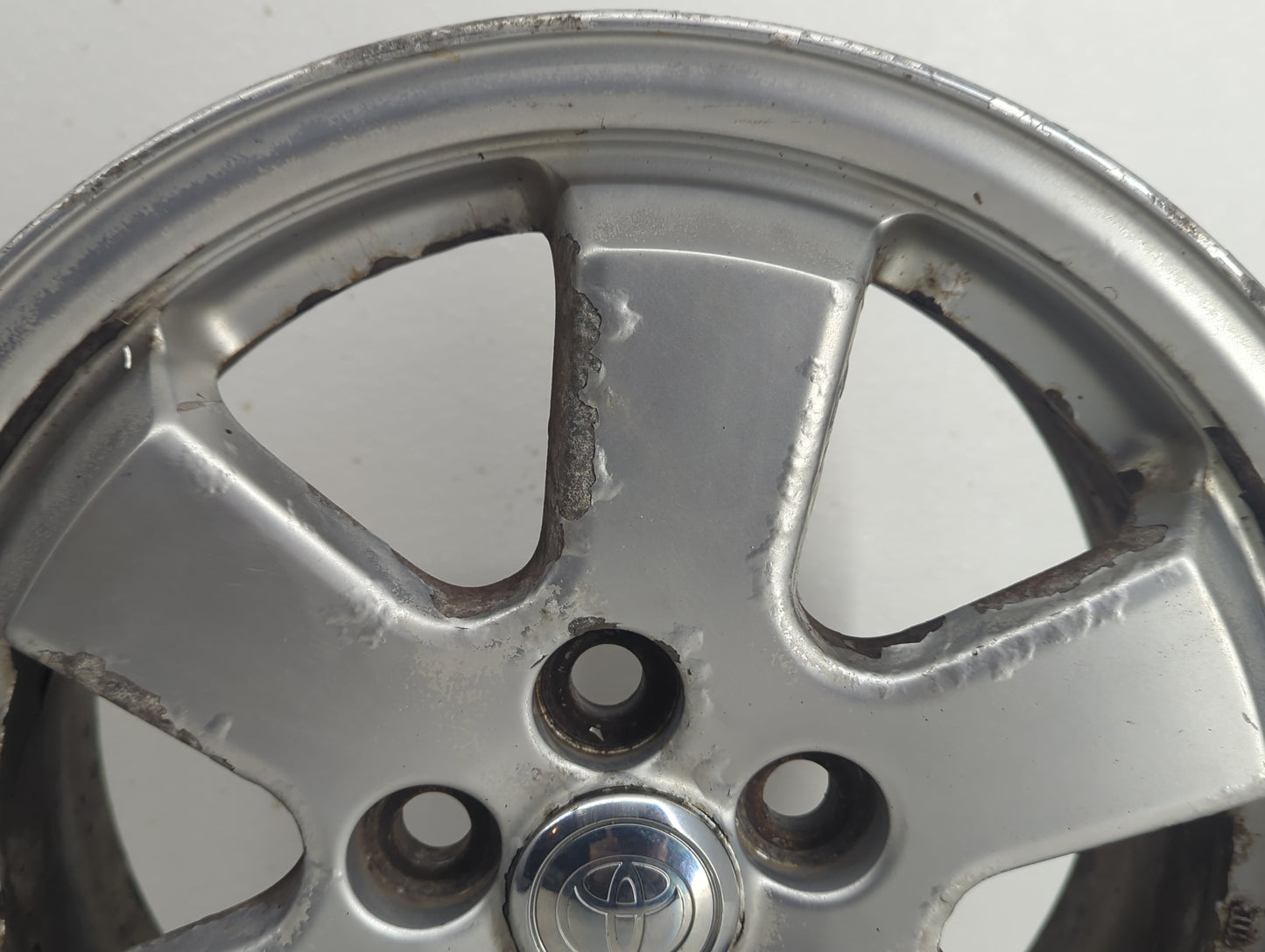 2004-2009 Toyota Prius Wheel Rim Oem - Oemusedautoparts1.com